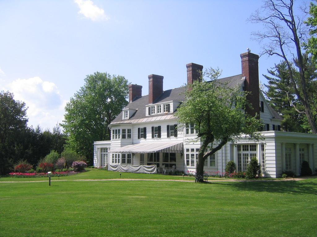 Four Chimneys Inn Bennington Dış mekan fotoğraf