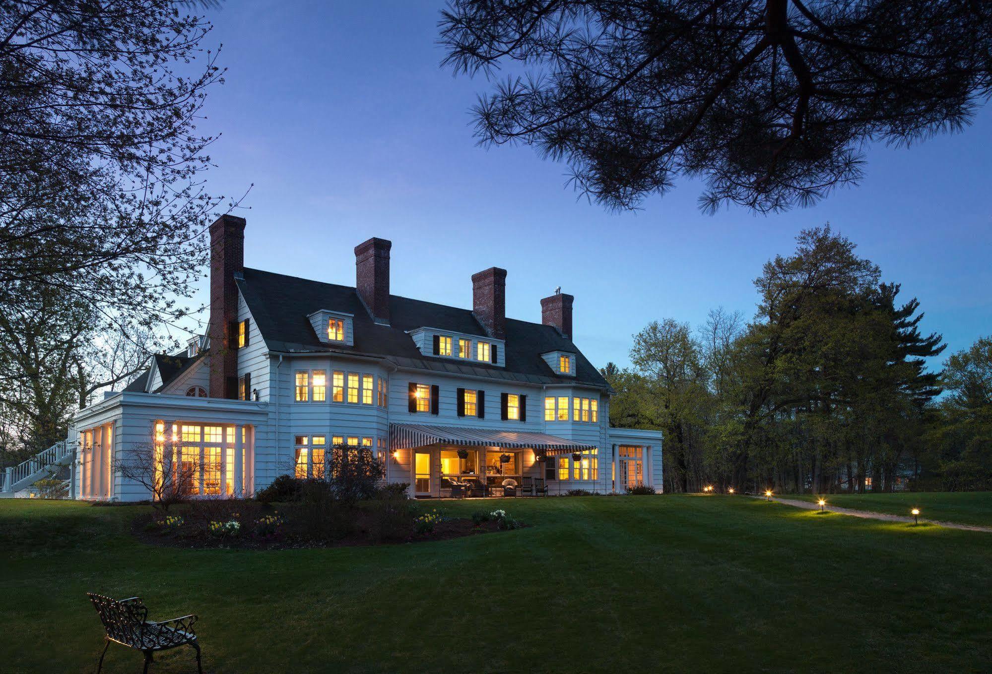 Four Chimneys Inn Bennington Dış mekan fotoğraf